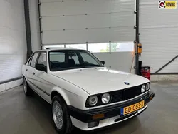 Wit Gebruikt 1988 BMW 320 Sedan | € 10.950