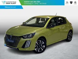 Geel Gebruikt 2024 Peugeot e-208 Style Hatchback | € 21.890 (Goede deal)