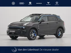 Zwart Gebruikt 2022 Lynk & Co 01 SUV | € 26.540 (Eerlijke prijs)