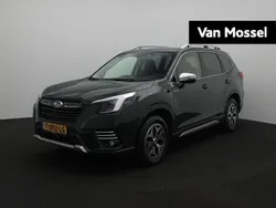 Groen, metallic lak Gebruikt 2022 Subaru Forester Premium SUV | € 41.940 (Eerlijke prijs)