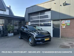 Zwart, metallic lak Gebruikt 2023 Lynk & Co 01 SUV | € 29.250 (Iets duurder)