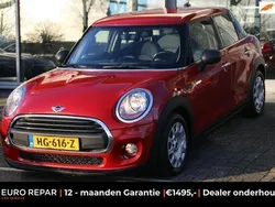 Rood Gebruikt 2015 Mini ONE Business Hatchback | € 8.995 (Super prijs)