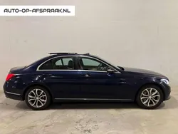 Blauw Gebruikt 2015 Mercedes C350e AMG Sedan | € 16.888 (Goede deal)