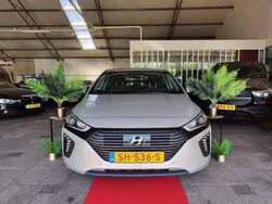 Grijs Gebruikt 2018 Hyundai Ioniq Sedan | € 6.950