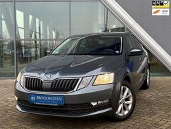 Grijs Gebruikt 2018 Skoda Octavia Business Line Hatchback | € 10.950 (Goede deal)