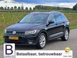 Zwart Gebruikt 2018 VW Tiguan Comfortline SUV | € 19.995 (Super prijs)