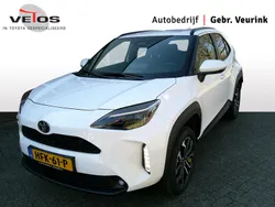 Wit Nieuw 2024 Toyota Yaris Cross Team SUV | € 32.500 (Eerlijke prijs)