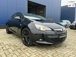 Zwart, metallic lak Gebruikt 2013 Opel Astra GTC Sport Hatchback | € 9.949 (Iets duurder)