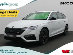 Wit Gebruikt 2024 Skoda Octavia Business Line Stationwagen | € 38.400 (Duur)
