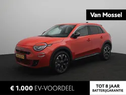 Oranje Nieuw 2025 Fiat 600E La Prima SUV | € 32.440 (Goede deal)