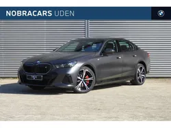 Frozen deep grey Nieuw 2025 BMW i5 M Sport Sedan | € 95.851 (Duur)