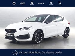 Wit Gebruikt 2023 Cupra Leon VZ Hatchback | € 30.140 (Eerlijke prijs)