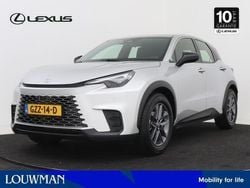 Grijs Nieuw 2025 Lexus LBX Business Edition SUV | € 39.950 (Goede deal)