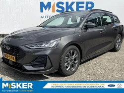 Grijs Gebruikt 2024 Ford Focus ST-Line Stationwagen | € 30.900 (Duur)