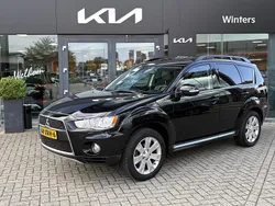 Zwart Gebruikt 2012 Mitsubishi Outlander Edition SUV | € 12.990 (Goede deal)