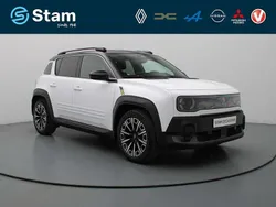 Wit Nieuw 2025 Renault 4 E-Tech Iconic SUV | € 35.490 (Goede deal)