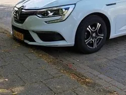 Wit Gebruikt 2017 Renault Mégane IV Life Hatchback | € 9.500 (Super prijs)