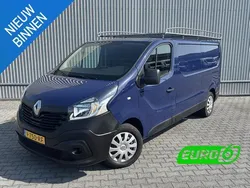 Blauw Gebruikt 2018 Renault Trafic Van | € 10.750 (Goede deal)