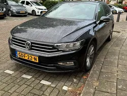 Zwart Gebruikt 2019 VW Passat R Stationwagen | € 19.000 (Super prijs)