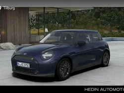 Wit, metallic lak Nieuw 2025 Mini Cooper SE Essential Hatchback | € 33.634