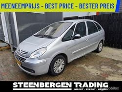 Grijs Gebruikt 2006 Citroën Xsara Picasso Exclusive MPV | € 599 (Super prijs)