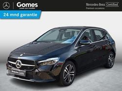 Zwart Gebruikt 2024 Mercedes B250 Business MPV | € 37.950 (Eerlijke prijs)