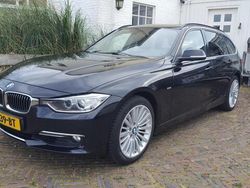 Zwart Gebruikt 2014 BMW 320 Executive Stationwagen | € 9.950 (Eerlijke prijs)