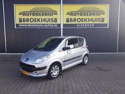 Grijs Gebruikt 2005 Peugeot 1007 Hatchback | € 950 (Goede deal)
