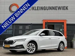 Wit Gebruikt 2022 Skoda Octavia Business Line Stationwagen | € 19.950 (Eerlijke prijs)