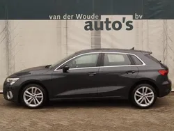 Grijs Gebruikt 2020 Audi A3 Sportback Business Hatchback | € 18.900 (Eerlijke prijs)