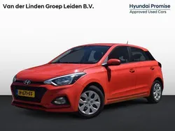 Rood Gebruikt 2020 Hyundai i20 Comfort Hatchback | € 13.950 (Goede deal)