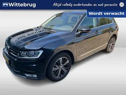 Zwart Gebruikt 2017 VW Tiguan Highline SUV | € 22.450 (Eerlijke prijs)