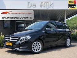 Zwart Gebruikt 2015 Mercedes B200 Prestige MPV | € 16.995 (Eerlijke prijs)