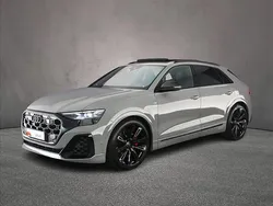 Grijs Nieuw 2025 Audi Q8 Proline SUV | € 139.900
