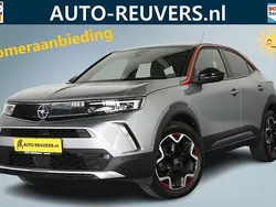 Grijs, metallic lak Gebruikt 2021 Opel Mokka GS Line SUV | € 20.900 (Eerlijke prijs)
