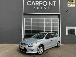 Grijs Gebruikt 2011 Hyundai i30 Stationwagen | € 3.995 (Eerlijke prijs)