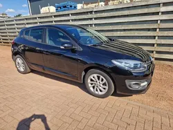 Zwart Gebruikt 2014 Renault Mégane III LIMITED Hatchback | € 7.950 (Eerlijke prijs)