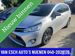 Grijs Gebruikt 2017 Toyota Verso MPV | € 8.999 (Eerlijke prijs)