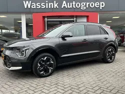 Grijs, metallic lak Gebruikt 2024 Kia e-Niro 2 SUV | € 33.400 (Super prijs)