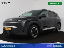 Donker zwart metallic Gebruikt 2025 Kia EV3 3 SUV | € 39.950 (Eerlijke prijs)