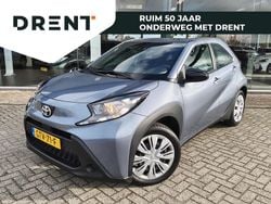 Grijs Gebruikt 2024 Toyota Aygo Play Hatchback | € 16.795 (Eerlijke prijs)