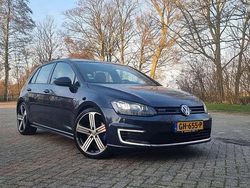 Blauw Gebruikt 2015 VW Golf VII GTE Hatchback | € 11.995 (Eerlijke prijs)