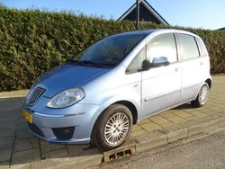 Blauw Gebruikt 2011 Lancia Musa MPV | € 3.950 (Eerlijke prijs)