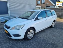 Wit Gebruikt 2008 Ford Focus Trend Stationwagen | € 1.000 (Eerlijke prijs)