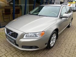 Bruin Gebruikt 2007 Volvo V70 Momentum Stationwagen | € 13.945