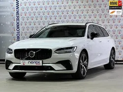 Wit Gebruikt 2020 Volvo V90 R-Design Stationwagen | € 37.845 (Eerlijke prijs)