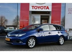 Blauw Gebruikt 2015 Toyota Auris Touring Sports Stationwagen | € 13.899 (Eerlijke prijs)