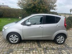 Zilver Gebruikt 2011 Opel Agila Edition Hatchback | € 2.900