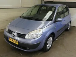 Blauw Gebruikt 2005 Renault Scénic II Expression MPV | € 2.945 (Eerlijke prijs)