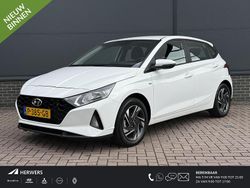 Polar white (psw) Gebruikt 2022 Hyundai i20 Comfort Hatchback | € 18.835 (Eerlijke prijs)